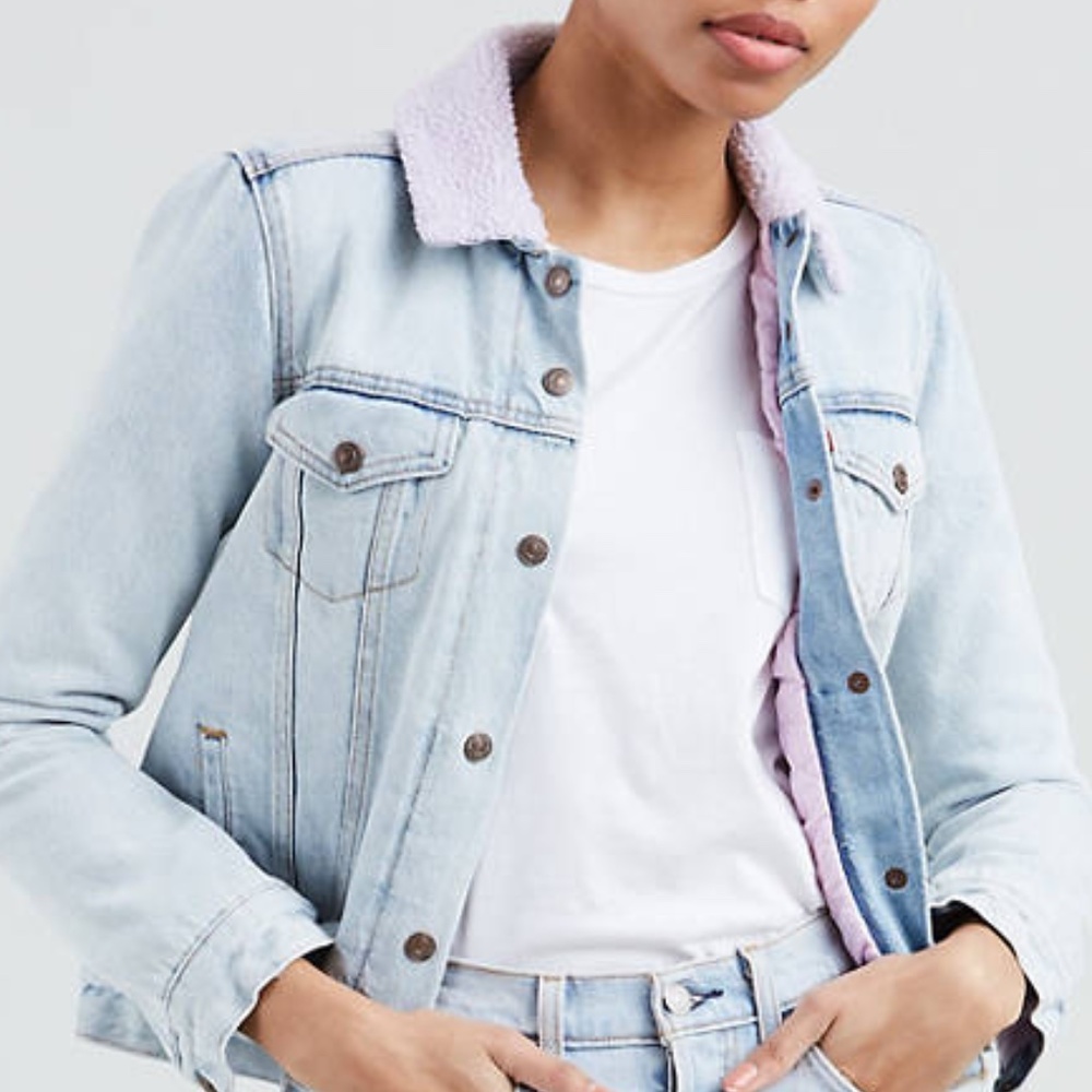 NWOT Levi's Original Sherpa Trucker Denim Jean Jacket Lavender Large